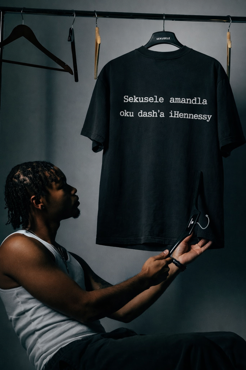 Sekusele Amandla Tee